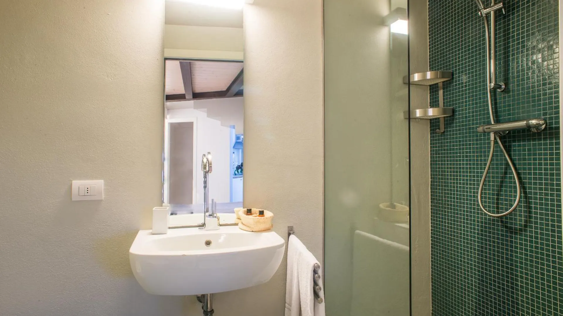 Villa Aruch Florence 2*,